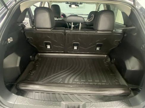 Used 2024 Subaru Crosstrek 2.5i Limited AWD/4WD image 8