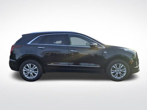 Used 2025 Cadillac XT5 Luxury image 4