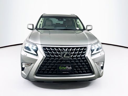 Used 2020 Lexus GX 460 Premium image 2