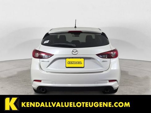 Used 2017 MAZDA MAZDA3 Touring FWD image 6