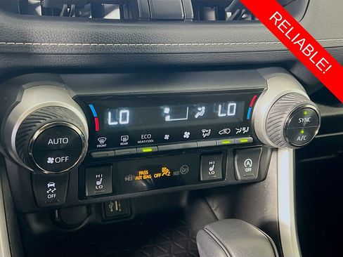 Used 2023 Toyota RAV4 XLE w/ Convenience Package FWD image 15