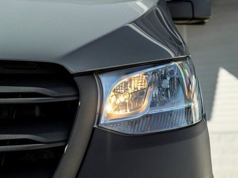 Used 2026 Mercedes-Benz Sprinter 2500 image 6