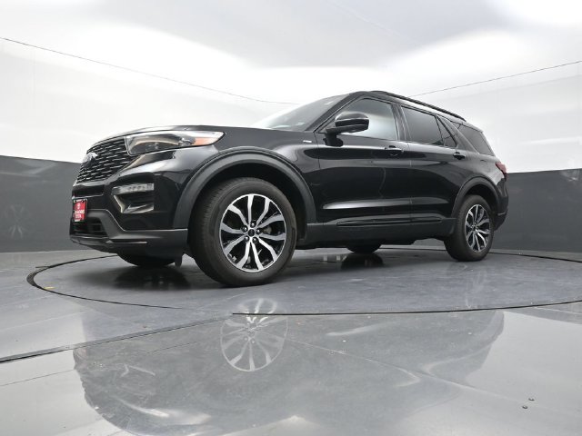 Used 2022 Ford Explorer ST-Line AWD/4WD image 33