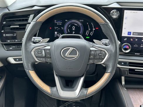 Used 2024 Lexus RX 350h image 44