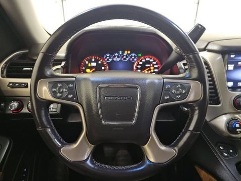 Used 2015 GMC Yukon Denali image 19
