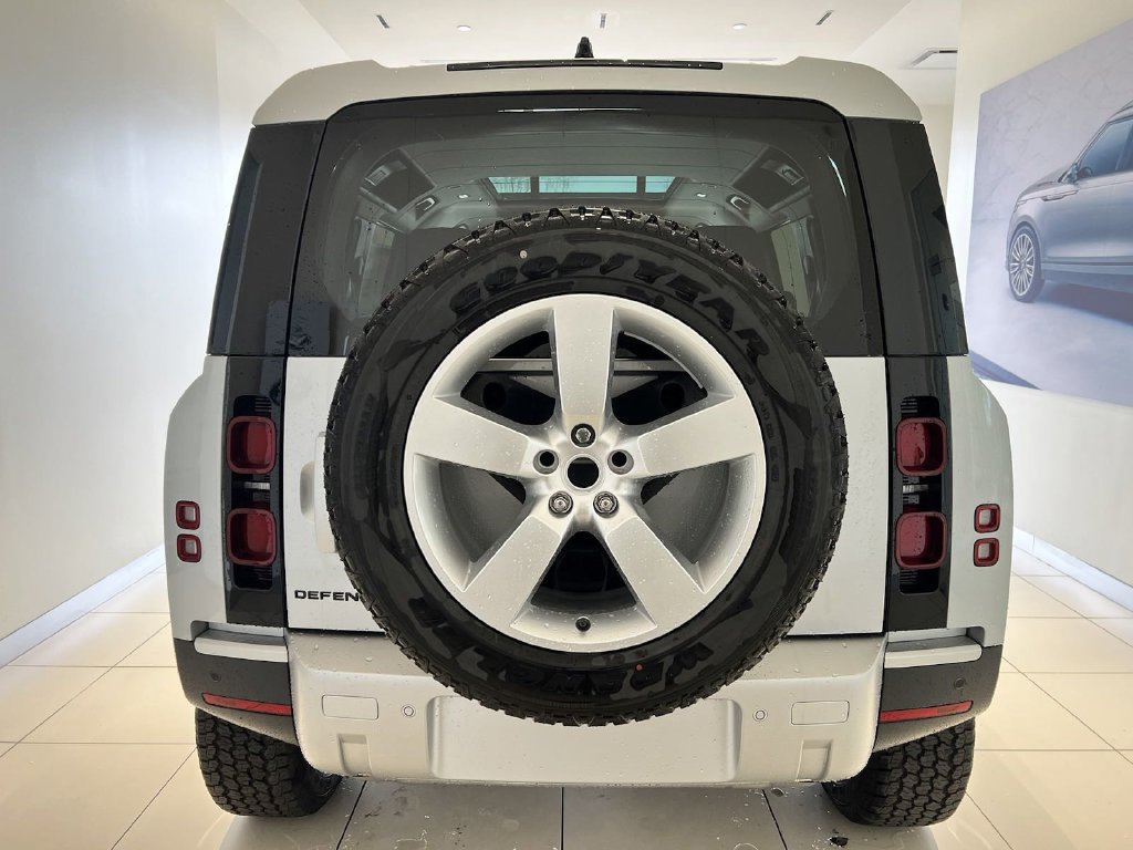 New 2024 Land Rover Defender 110 S AWD/4WD image 3