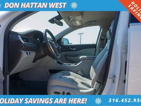 Used 2021 GMC Acadia SLT w/ Trailering Package image 3