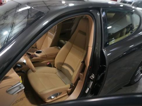 Used 2011 Porsche Panamera 4 image 17