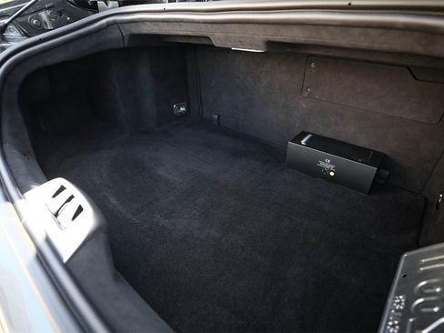 Certified 2022 Ferrari 812 GTS Base image 18