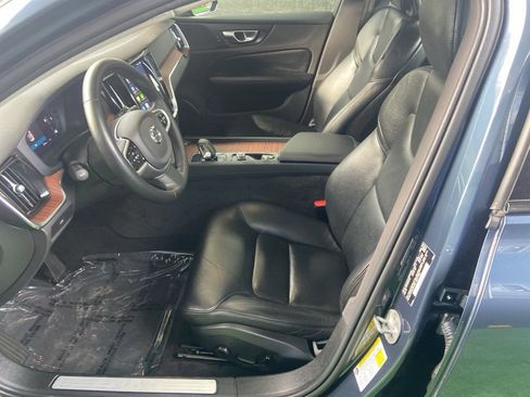 Used 2023 Volvo S60 B5 Plus w/ Climate Package AWD/4WD image 39