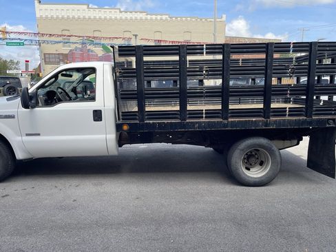 Used 2006 Ford F350 XL image 7