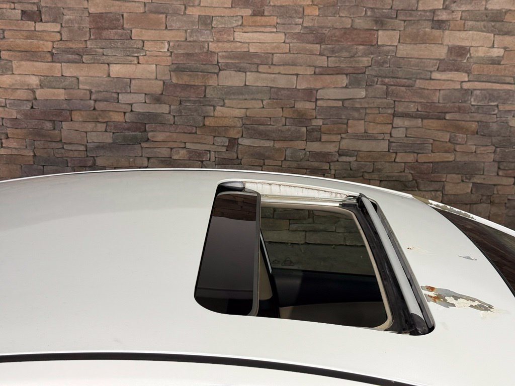 Used 2016 Hyundai Elantra Value Edition FWD image 2