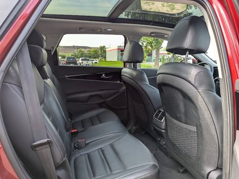 Used 2020 Kia Sorento SX AWD/4WD image 16