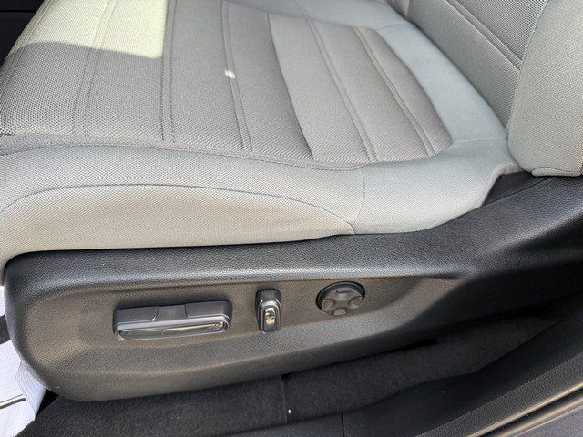 Used 2017 Honda CR-V EX image 19
