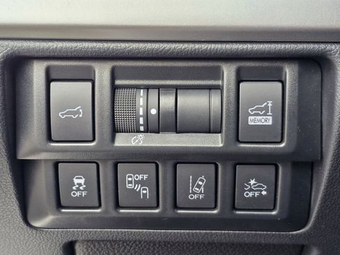 Used 2019 Subaru Outback 3.6R Limited image 17