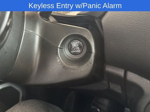 Used 2020 Jeep Renegade Latitude image 13