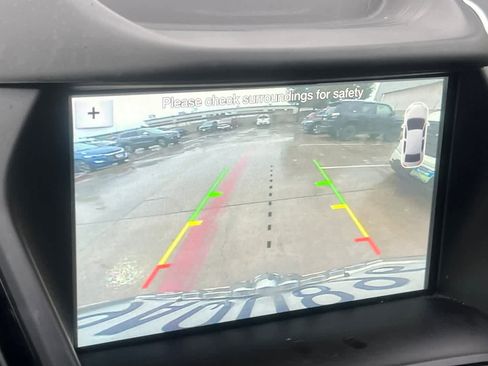 Used 2019 Ford Escape SEL image 20