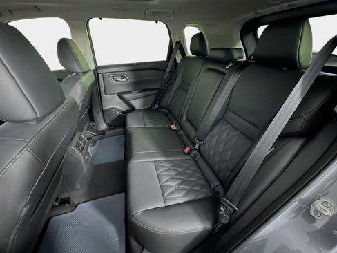 New 2026 Nissan Rogue Platinum image 23