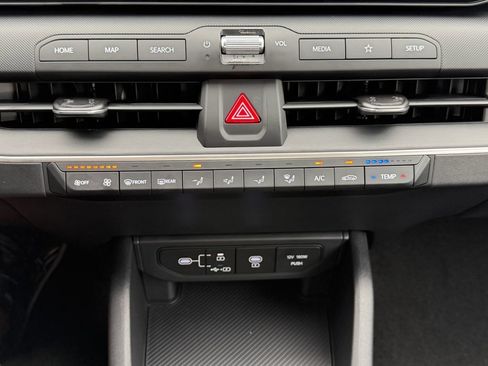 New 2026 Kia K4 FWD image 25