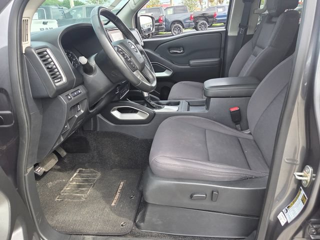 Used 2022 Nissan Frontier SV AWD/4WD image 10