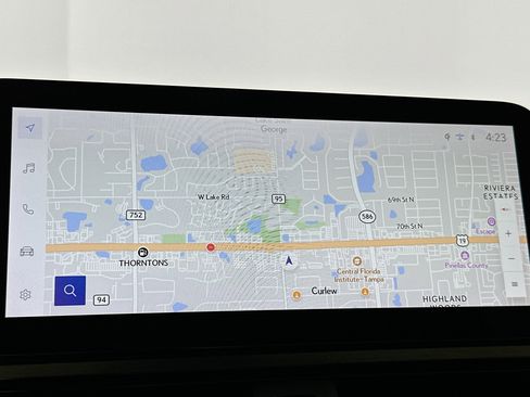 Used 2023 Lexus UX 250h F Sport image 13