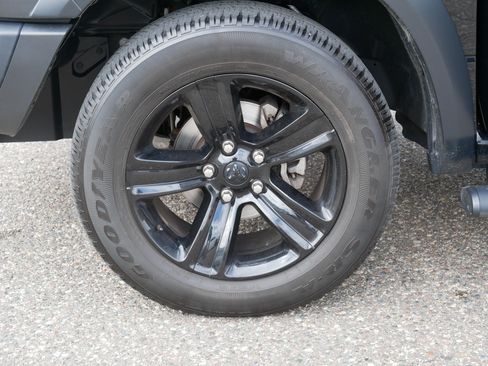 Used 2024 RAM 1500 Warlock w/ Electronics Group AWD/4WD image 15