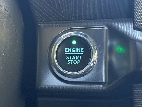 Used 2023 Ford F150 Platinum image 23