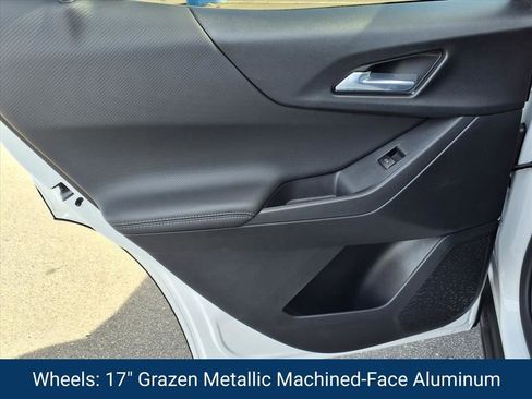 New 2026 Chevrolet Equinox LT w/ Convenience Package II image 23