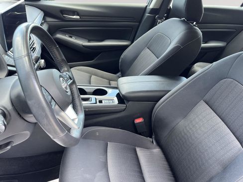 Certified 2024 Nissan Altima 2.5 SV w/ SV Premium Package AWD/4WD image 21