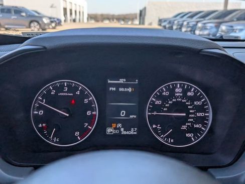 Certified 2024 Subaru Crosstrek 2.5i Limited w/ Crosstrek Mirror Package image 15