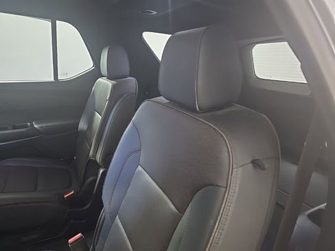 Certified 2023 Chevrolet Traverse High Country image 13