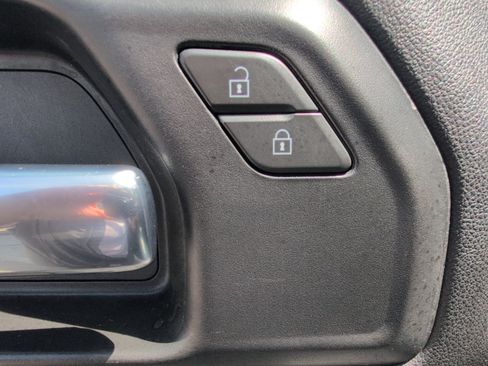 Used 2025 Chevrolet Silverado 1500 W/T RWD image 15