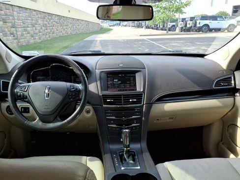 Used 2015 Lincoln MKT AWD w/ Equipment Group 201A image 35