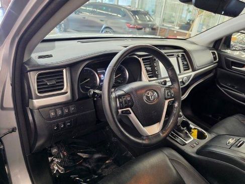 Used 2018 Toyota Highlander Limited Platinum w/ Protection Package #3 AWD/4WD image 7