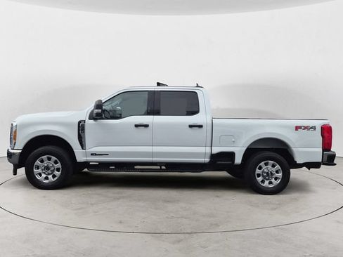 Certified 2023 Ford F350 XLT w/ FX4 Off-Road Package AWD/4WD image 8