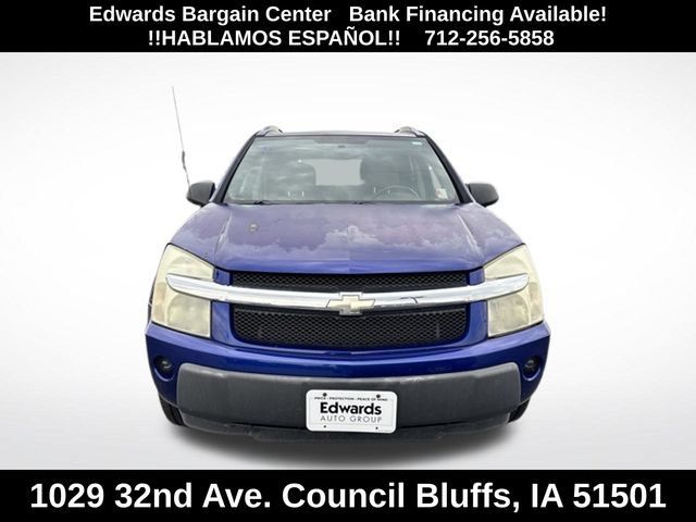 Used 2005 Chevrolet Equinox LT w/ Preferred Equipment Group AWD/4WD image 2