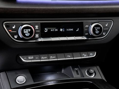 Certified 2025 Audi Q5 2.0T Premium Plus w/ Premium Plus Package image 17