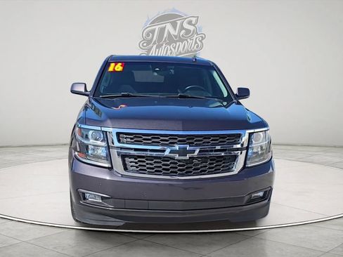 Used 2016 Chevrolet Suburban LT w/ Luxury Package AWD/4WD image 2