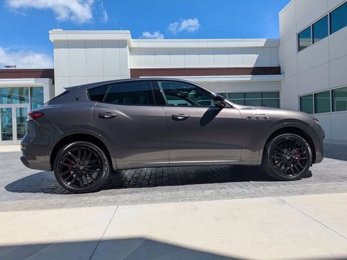 Used 2024 Maserati Levante Modena Ultima AWD/4WD image 4