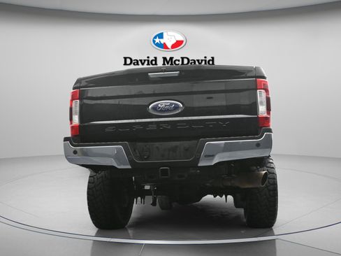 Used 2017 Ford F250 Lariat w/ Lariat Value Package AWD/4WD image 37