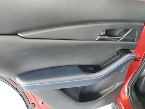 Used 2020 MAZDA CX-30 FWD w/ Preferred Package image 13