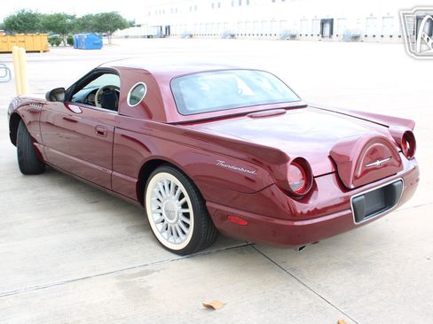 Used 2004 Ford Thunderbird RWD image 28