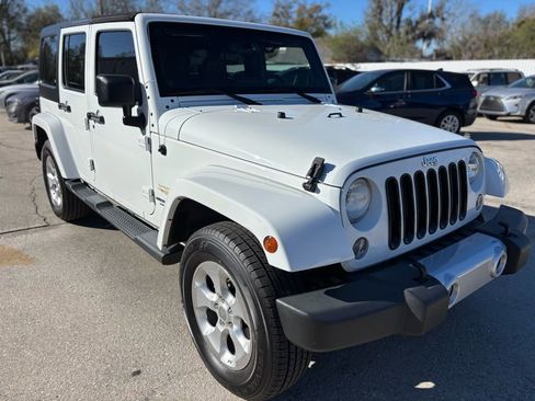 Used 2014 Jeep Wrangler Unlimited Sahara w/ Max Tow Package image 7