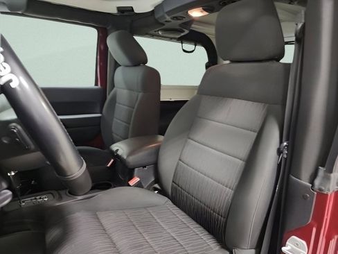 Used 2012 Jeep Wrangler Sport image 16