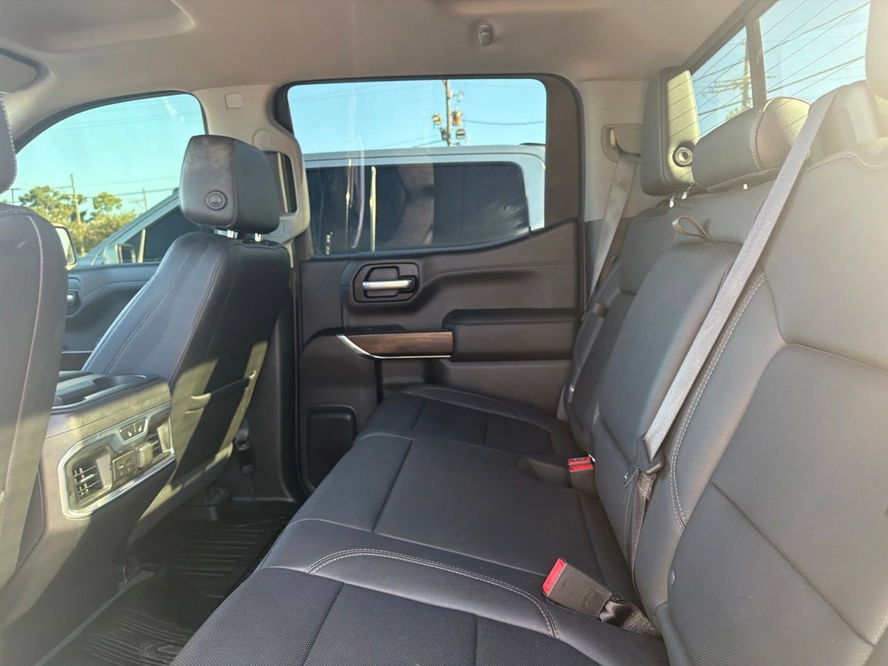 Used 2021 GMC Sierra 1500 SLT AWD/4WD image 12