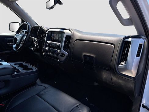 Used 2017 GMC Sierra 1500 SLT w/ SLT Premium Package RWD image 28