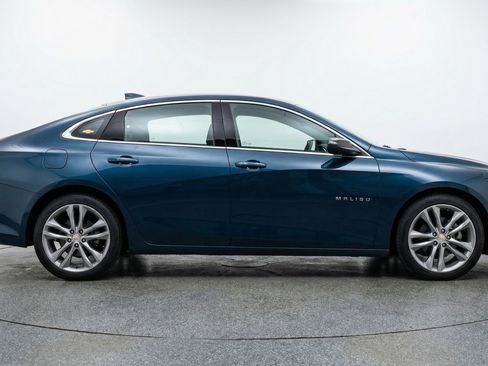 Used 2024 Chevrolet Malibu LT image 11