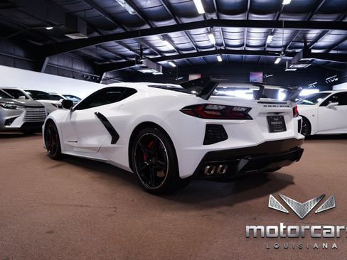 Used 2022 Chevrolet Corvette Stingray Premium Cpe w/ Z51 Performance Package RWD image 5