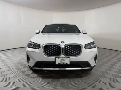 Used 2023 BMW X4 xDrive30i w/ Premium Package image 2