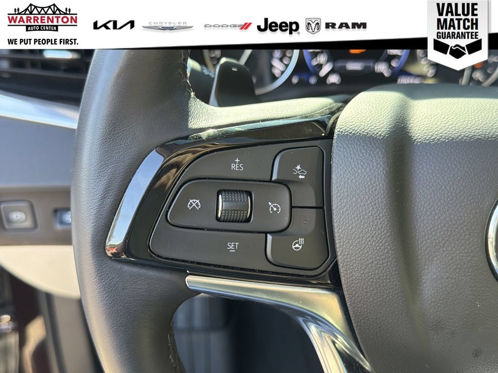 Used 2023 Buick Enclave Avenir w/ Avenir Technology Package AWD/4WD image 19